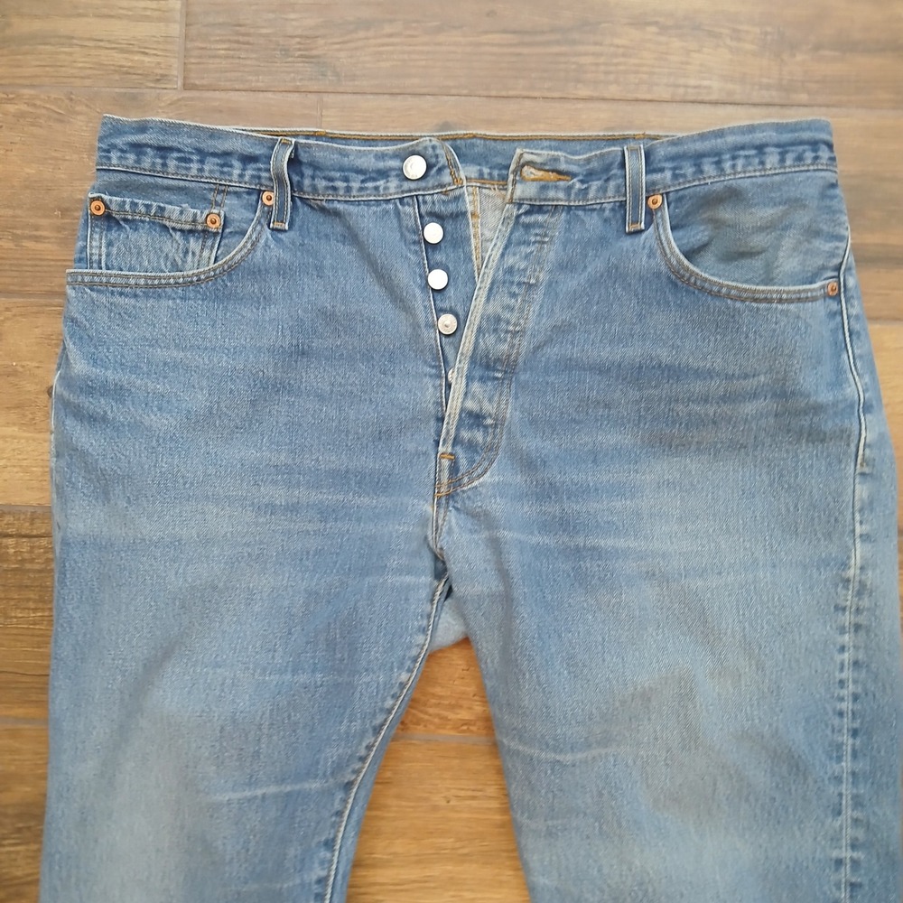 Vintage Levi's 501 Jeans Men 40x34 (FITS 36x30) Blue Button Fly Straight Leg Y2K